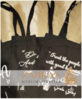 Stofftasche mit arabischer Schrift
